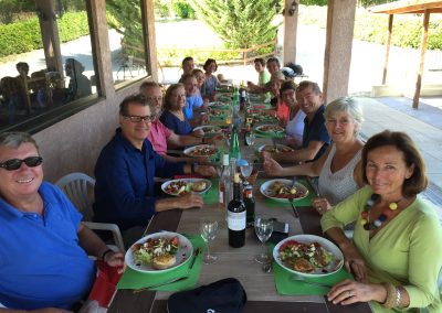 repas aux circuits de l'Aubépine après activité quad et moto